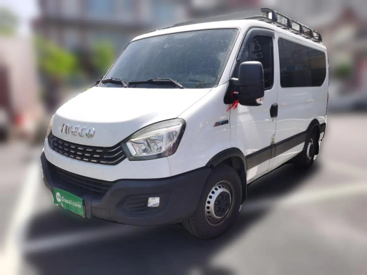 Iveco Eurocargo 2021 3.0T Automatic Chao Rui Short Wheelbase Low-Roof Side-Sliding Door F1C — миниатюра 1