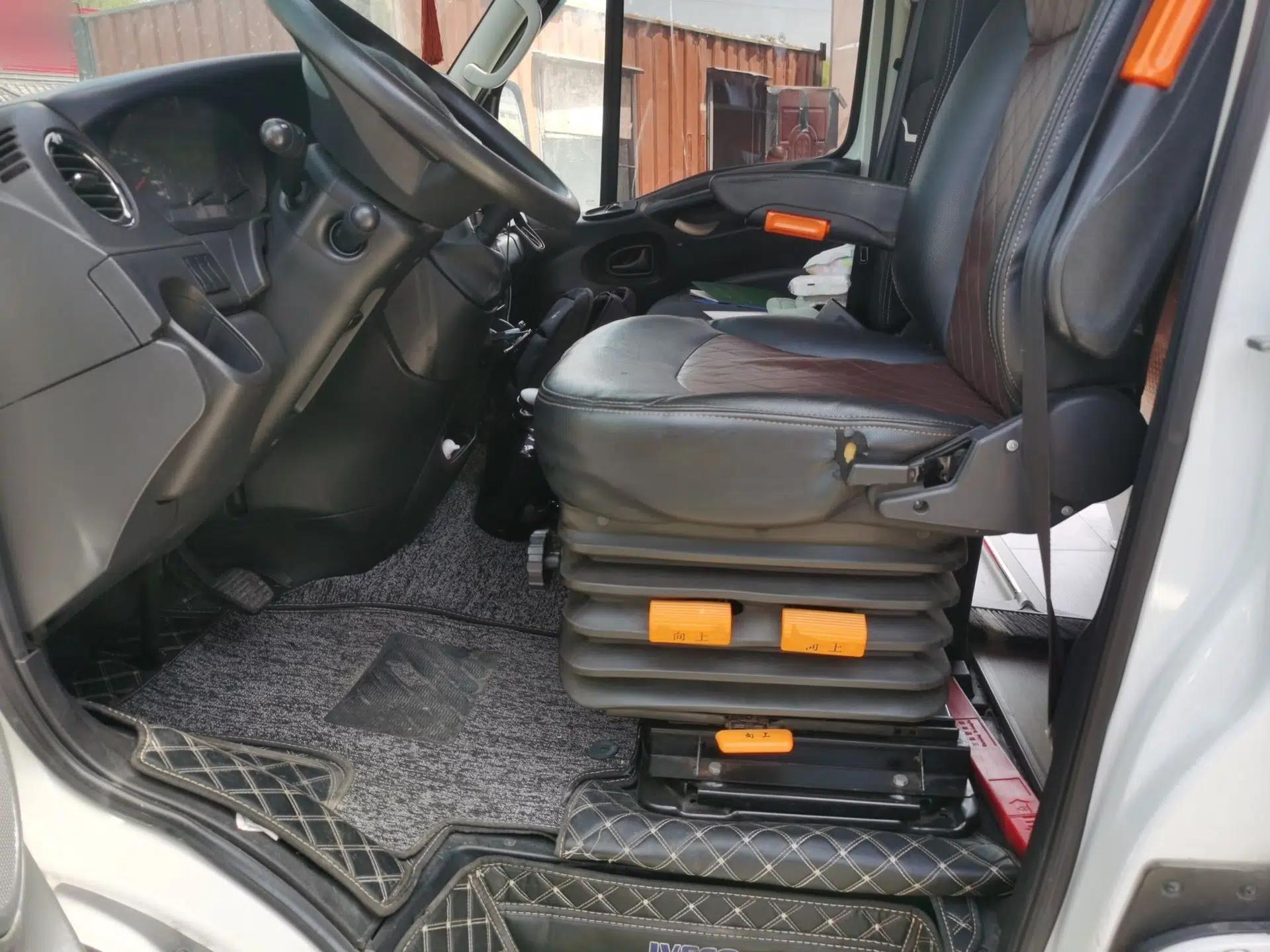 Iveco Eurocargo 2021 3.0T Automatic Chao Rui Short Wheelbase Low-Roof Side-Sliding Door F1C — миниатюра 14