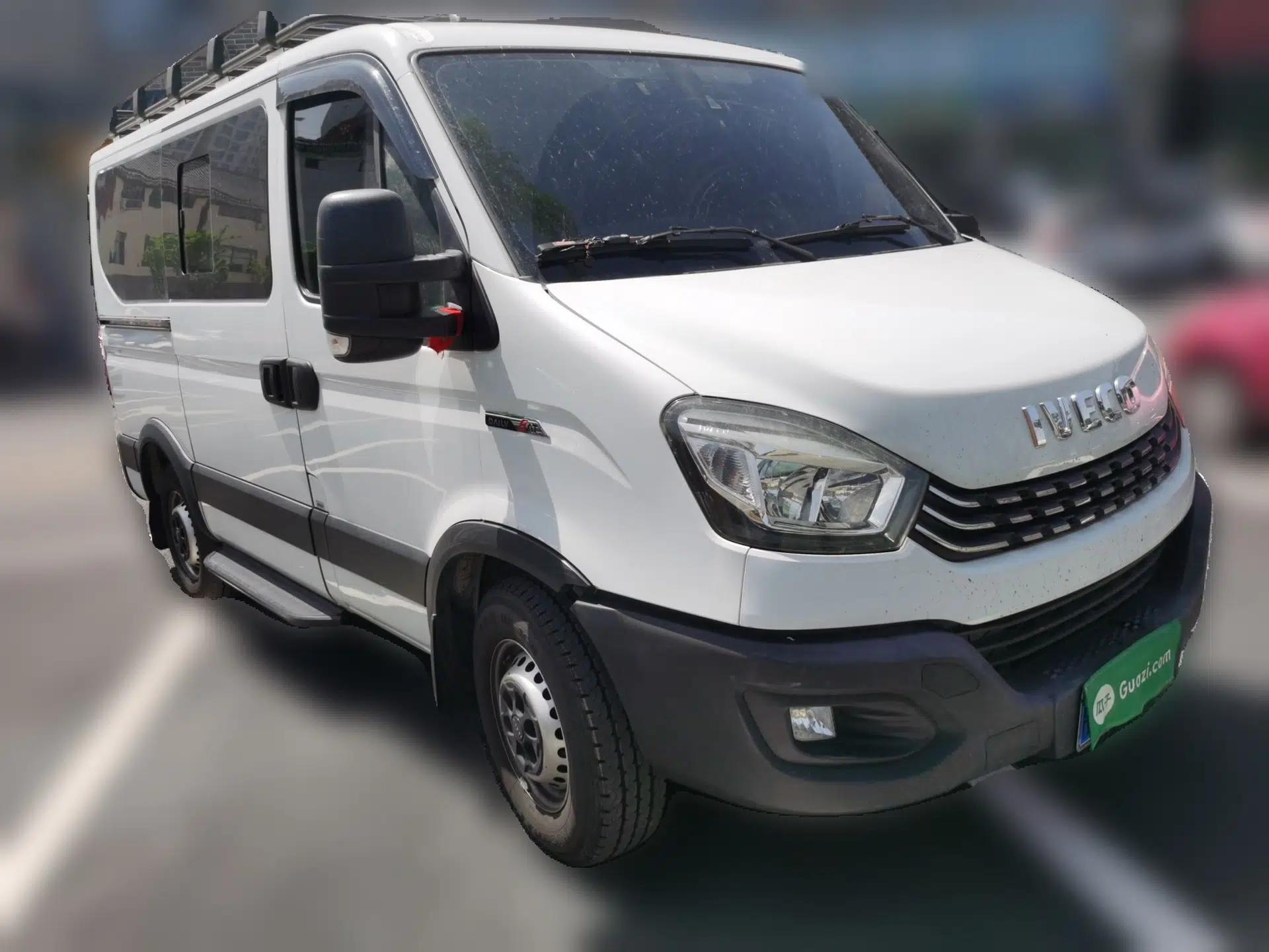 Iveco Eurocargo 2021 3.0T Automatic Chao Rui Short Wheelbase Low-Roof Side-Sliding Door F1C — миниатюра 3