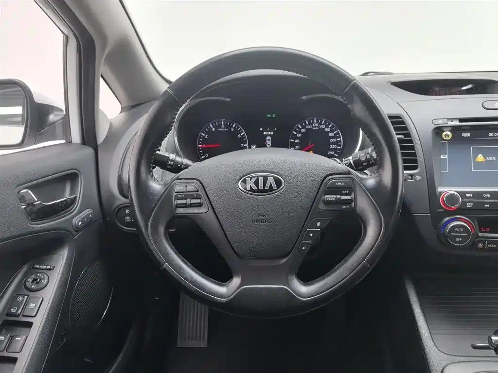 Kia K3S 2014 1.6L Automatic Premium — миниатюра 11