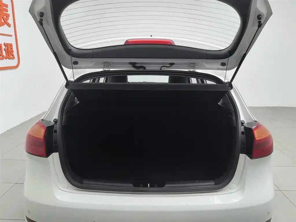 Kia K3S 2014 1.6L Automatic Premium — миниатюра 16