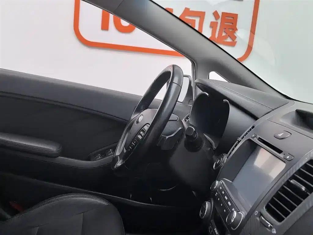 Kia K3S 2014 1.6L Automatic Premium — миниатюра 22