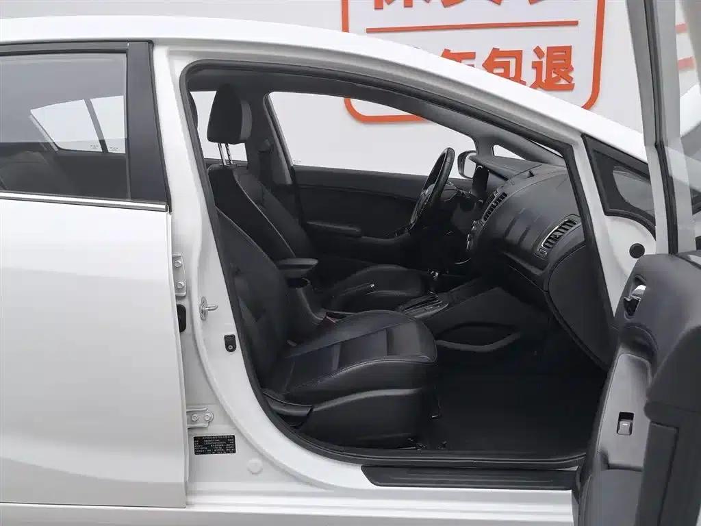 Kia K3S 2014 1.6L Automatic Premium — миниатюра 23