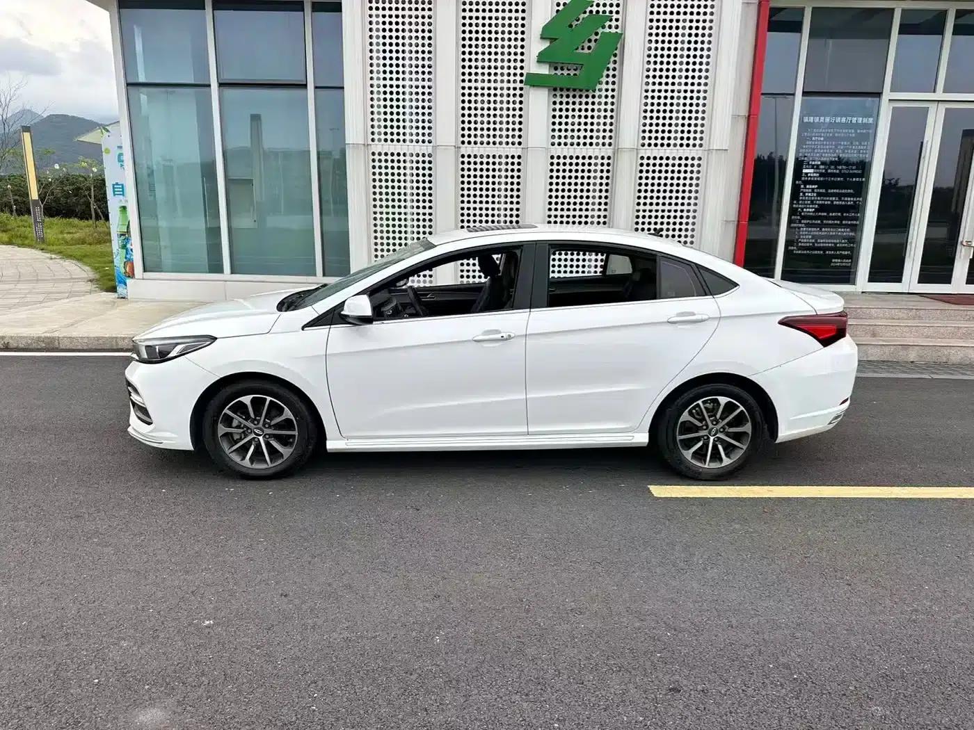 Chery Arrizo GX 2021 Champion Edition 1.5L CVT Premium Edition — миниатюра 5