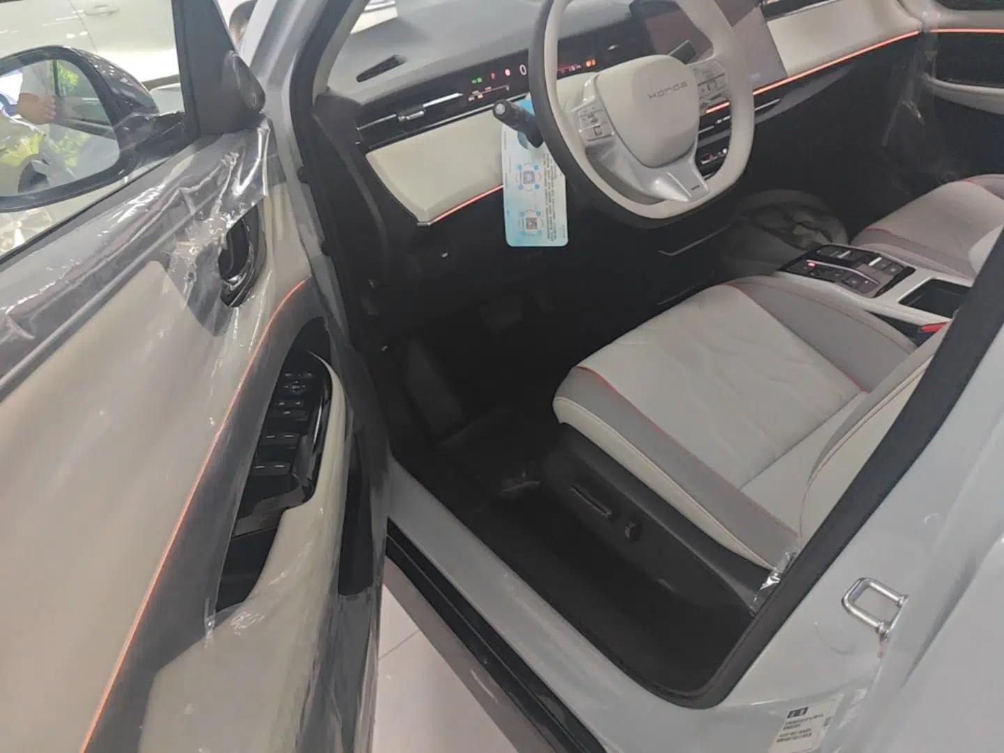 Honda e:NS2 2024 Ignite Edition — миниатюра 19