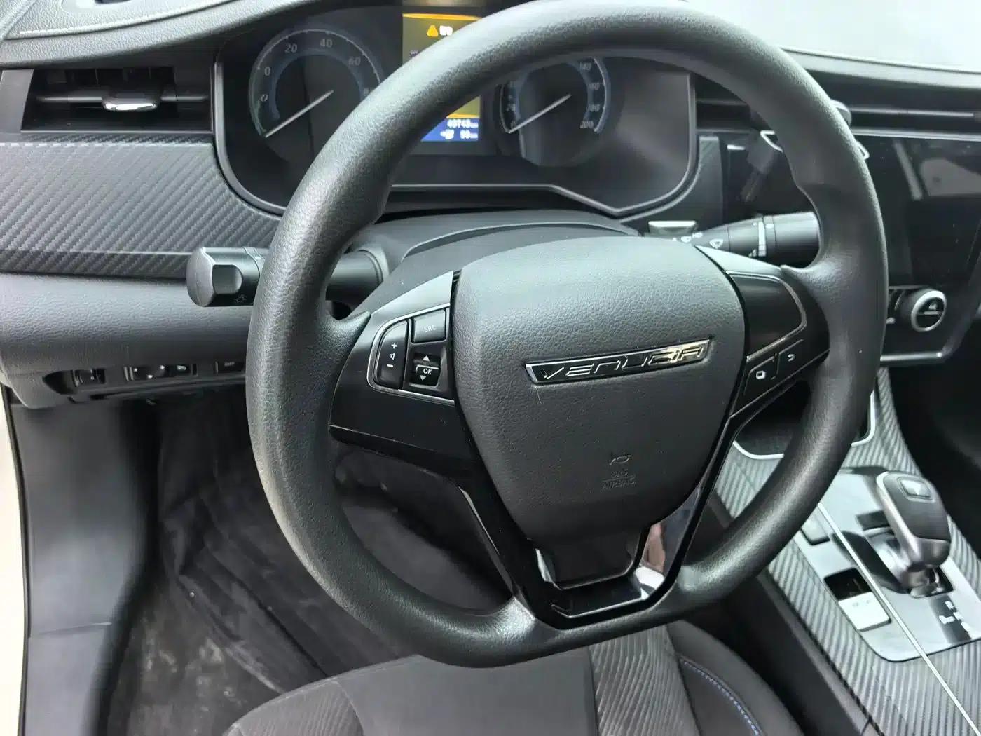 Venucia D60EV 2023 PLUS Comfort Edition SI — миниатюра 14