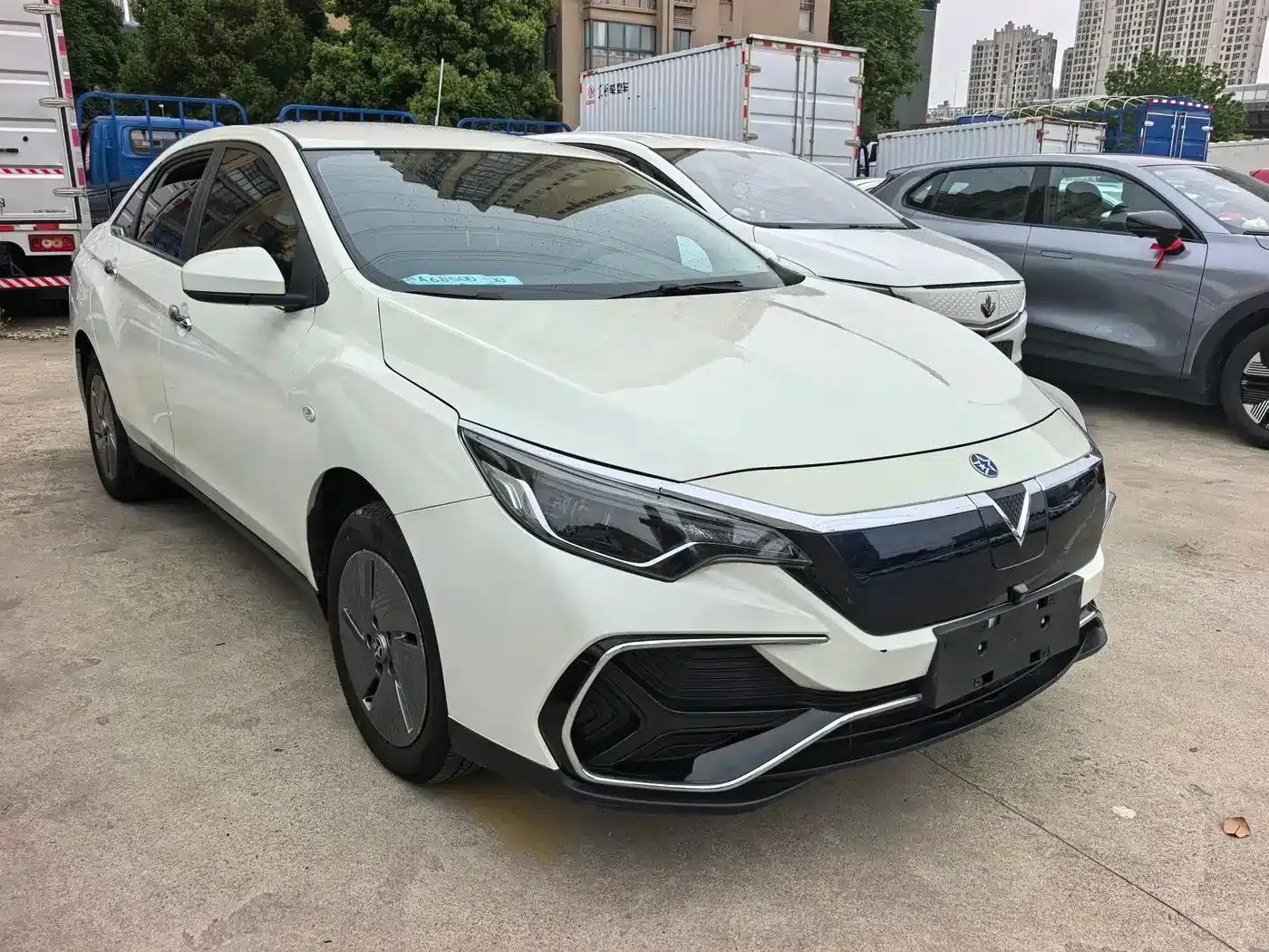 Venucia D60EV 2023 PLUS Comfort Edition SI — миниатюра 3