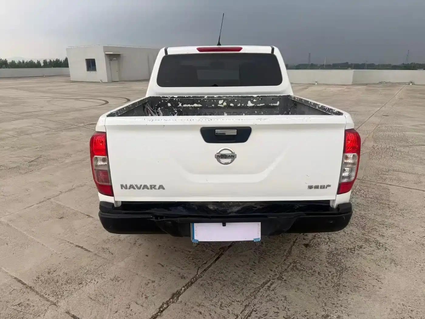 2021 Navara 2.5L Manual 2WD Comfort Model QR25 — миниатюра 8