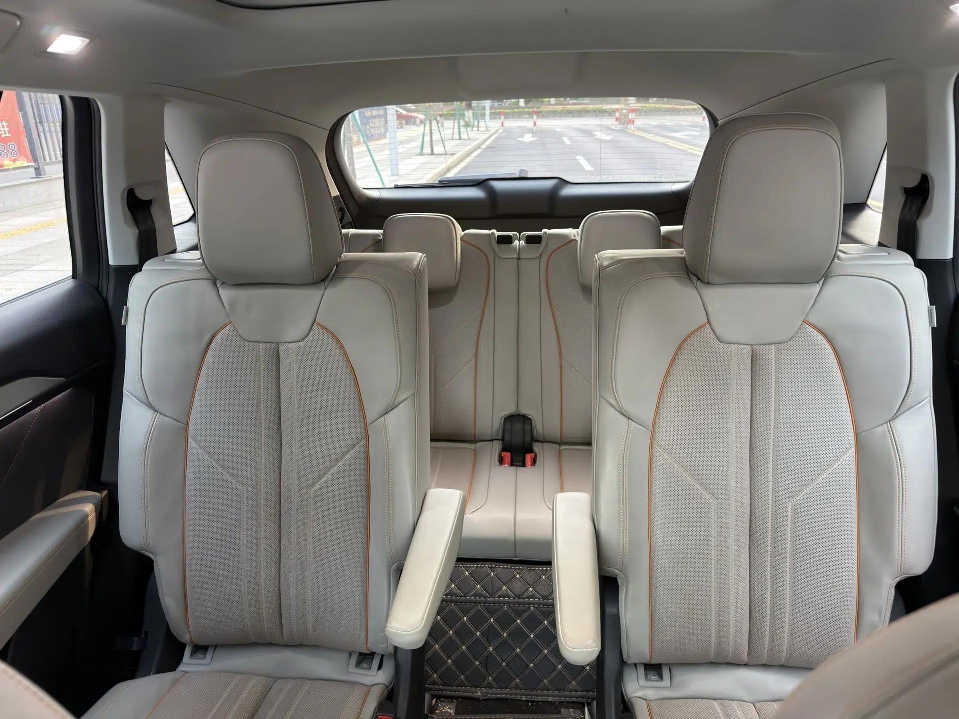 Audi Q5 e-tron 2022 40 e-tron Starry Edition Luxury Package — миниатюра 23