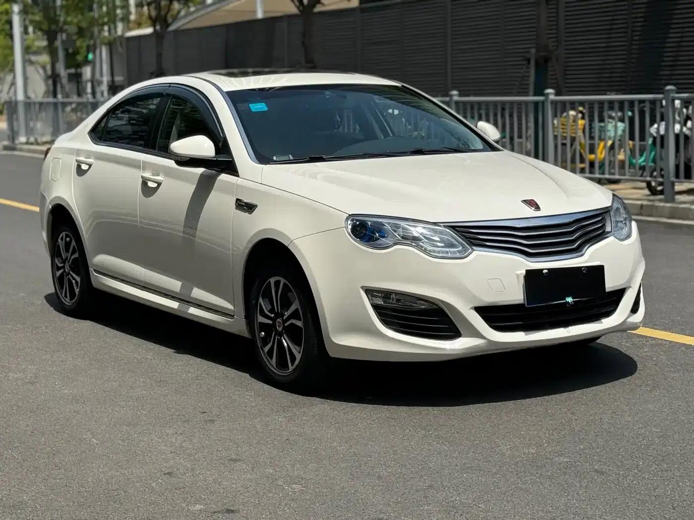 Roewe e550 2016 Premium Edition — миниатюра 3