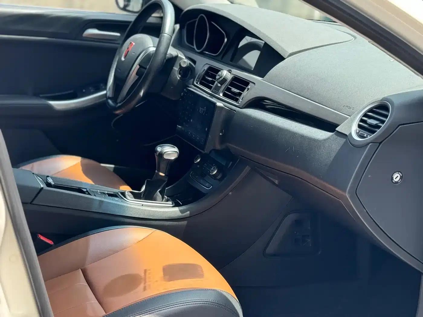 Roewe e550 2016 Premium Edition — миниатюра 5