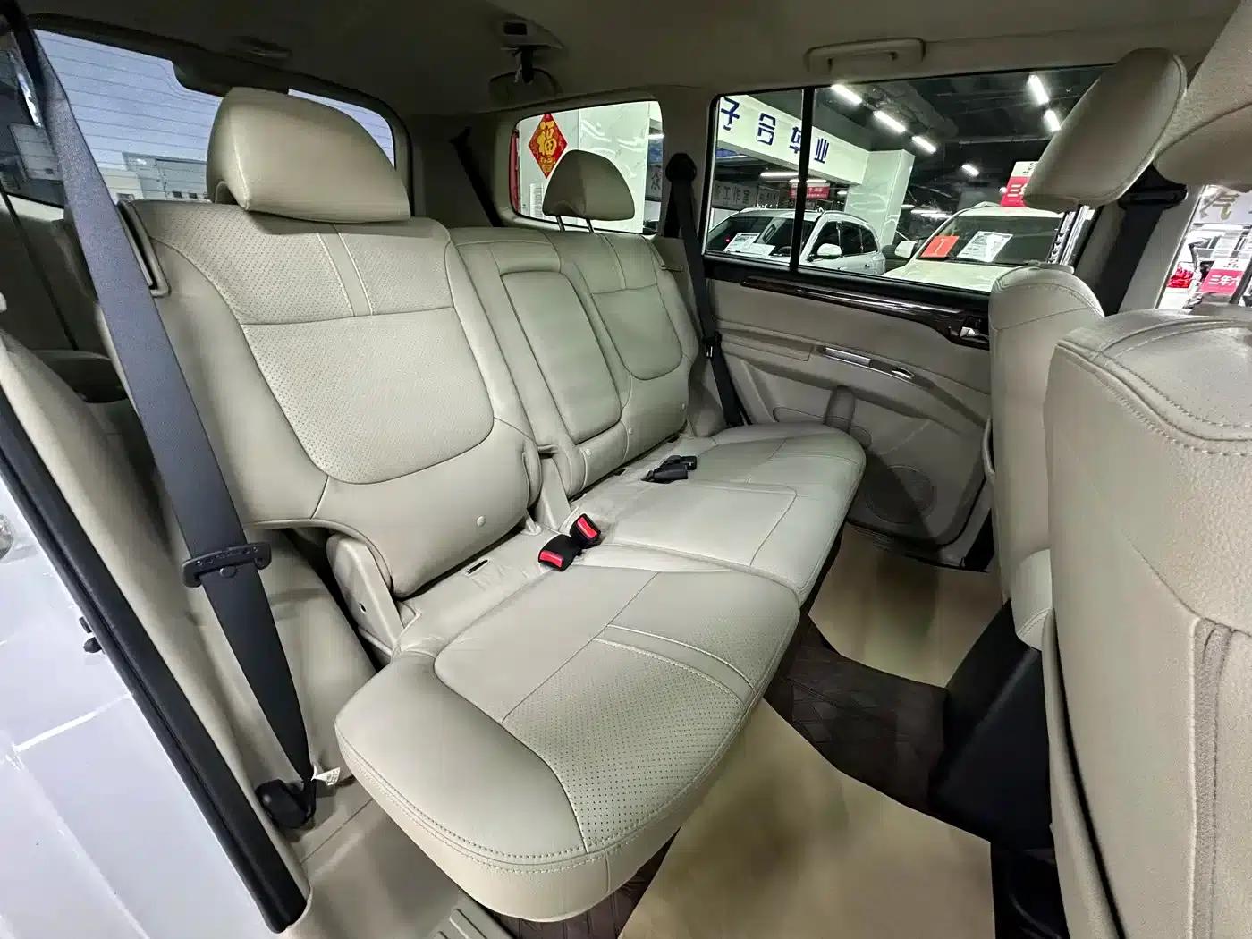 2013 Pajero Sport 3.0L Automatic 4WD Flagship Edition — миниатюра 13