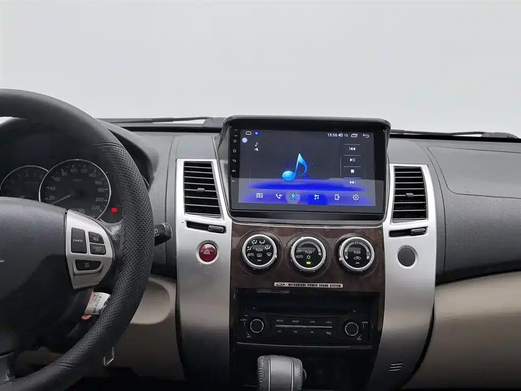 2013 Pajero Sport 3.0L Automatic 2WD Luxury Edition — миниатюра 12