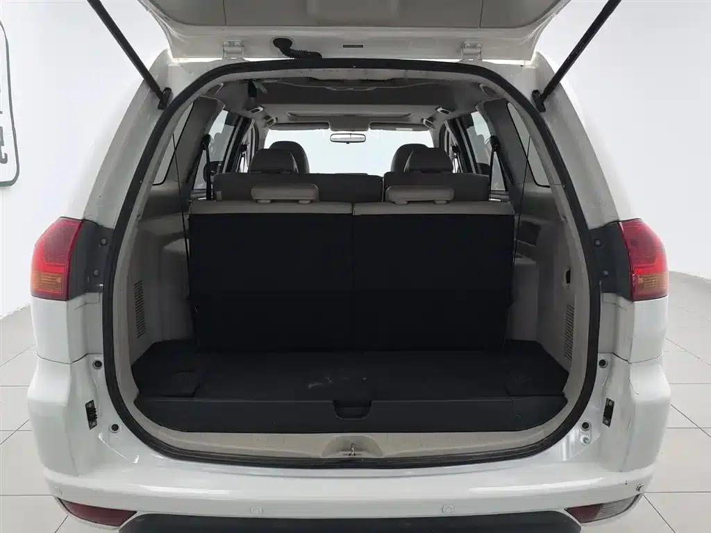 2013 Pajero Sport 3.0L Automatic 2WD Luxury Edition — миниатюра 16