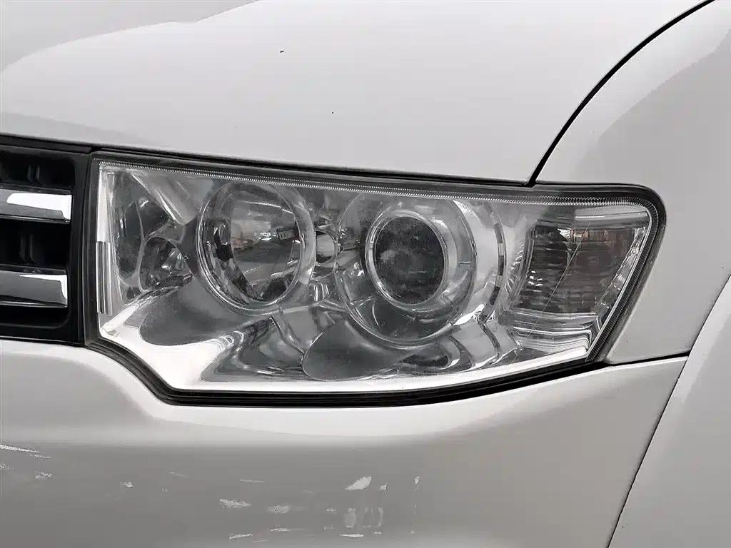 2013 Pajero Sport 3.0L Automatic 2WD Luxury Edition — миниатюра 7
