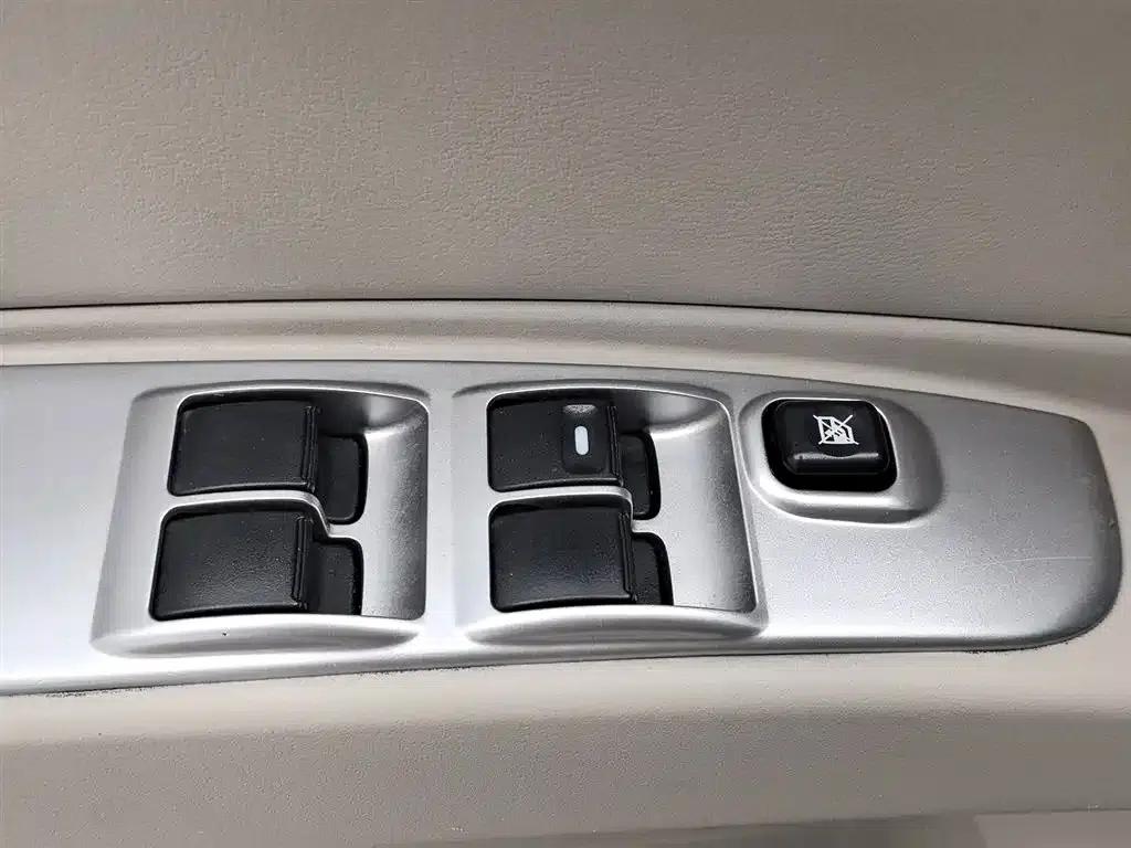2013 Pajero Sport 3.0L Automatic 2WD Luxury Edition — миниатюра 9