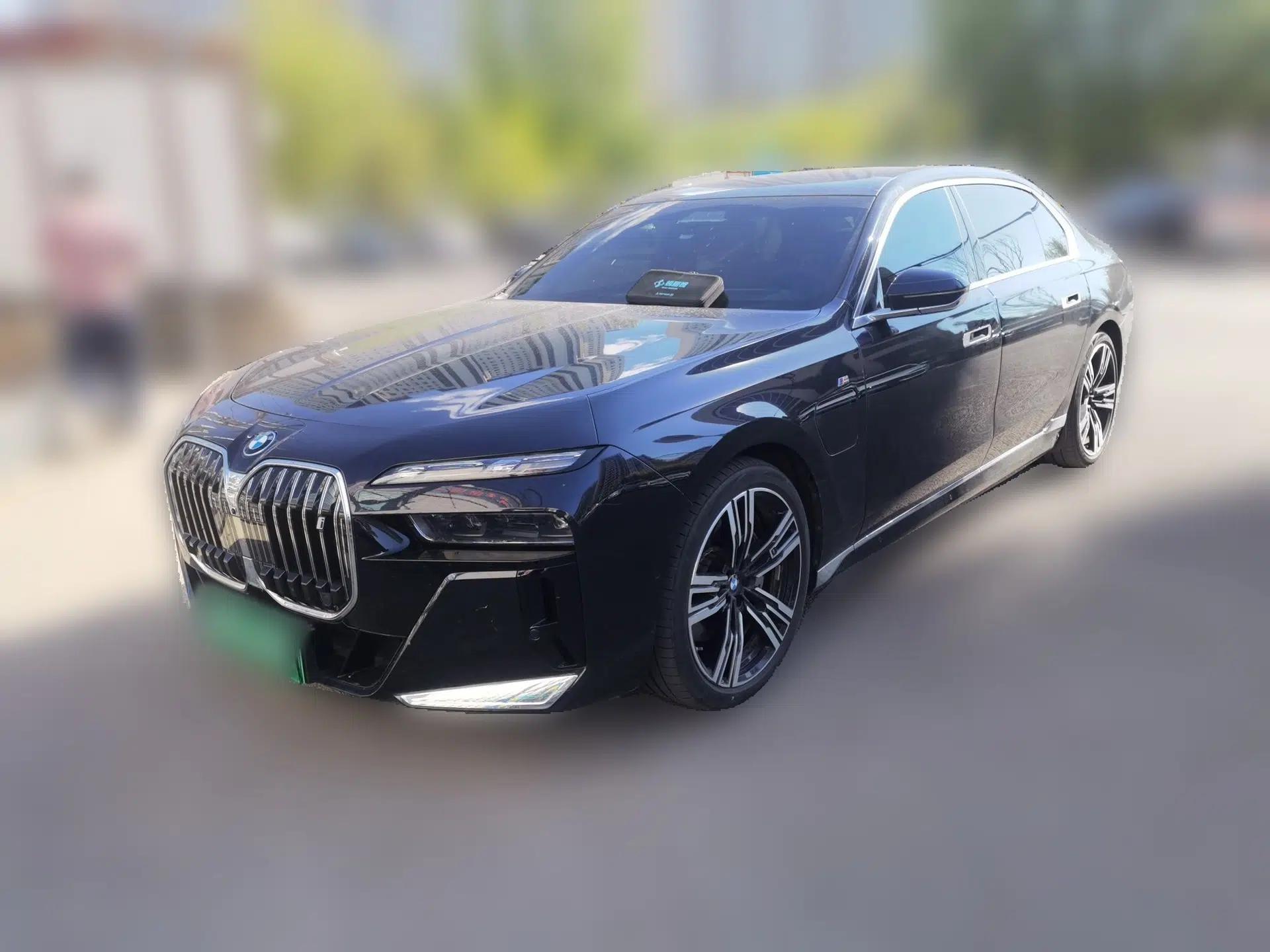 BMW i7 2023 eDrive50L Prestige M Sport Package — миниатюра 1