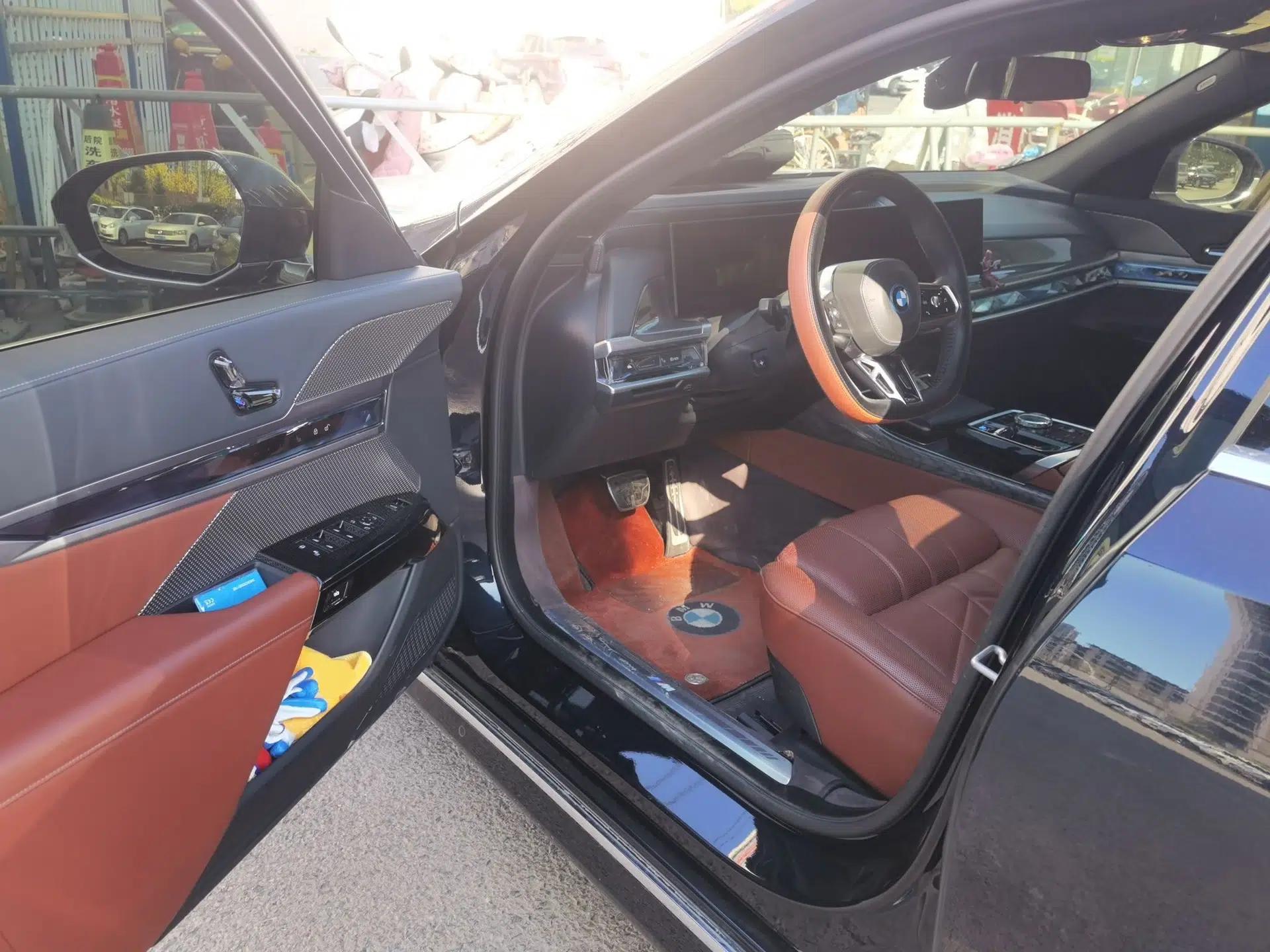 BMW i7 2023 eDrive50L Prestige M Sport Package — миниатюра 17