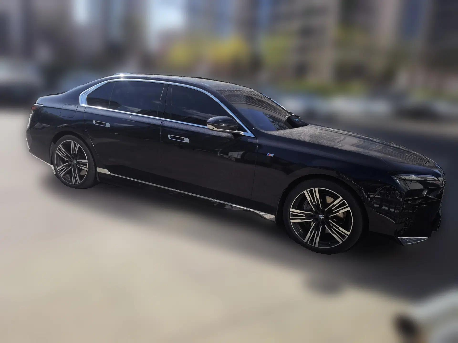 BMW i7 2023 eDrive50L Prestige M Sport Package — миниатюра 3