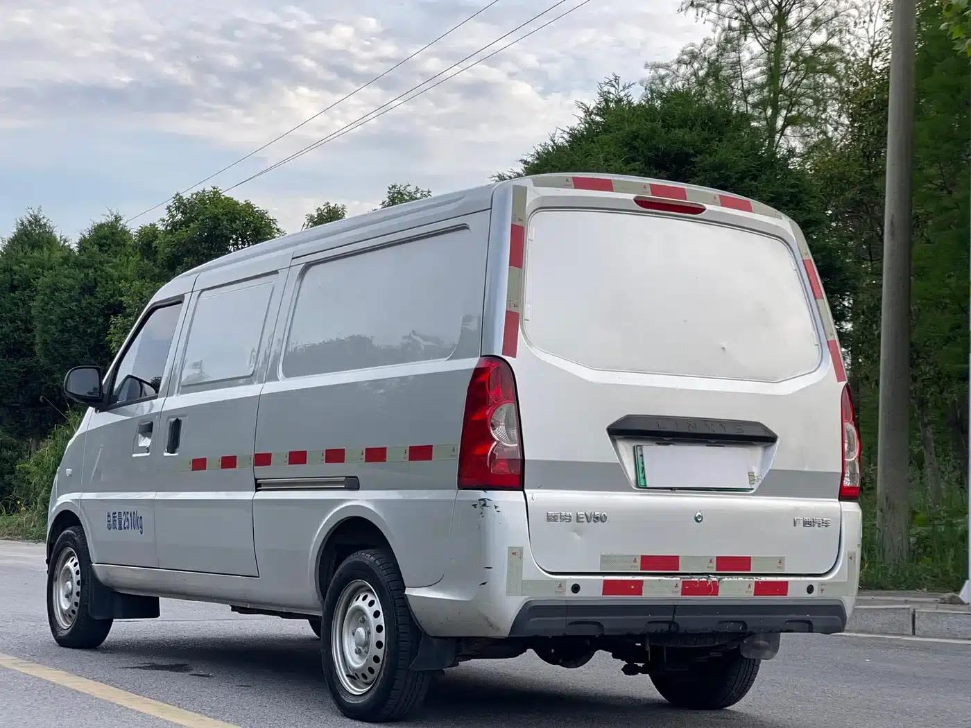 Wuling EV50 2023 Model, CATL 38.64kWh — миниатюра 5