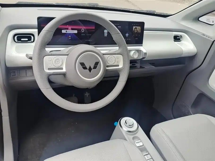 Wuling Air ev Clear Sky 2023 Model, Four-Seat Standard Edition — миниатюра 12