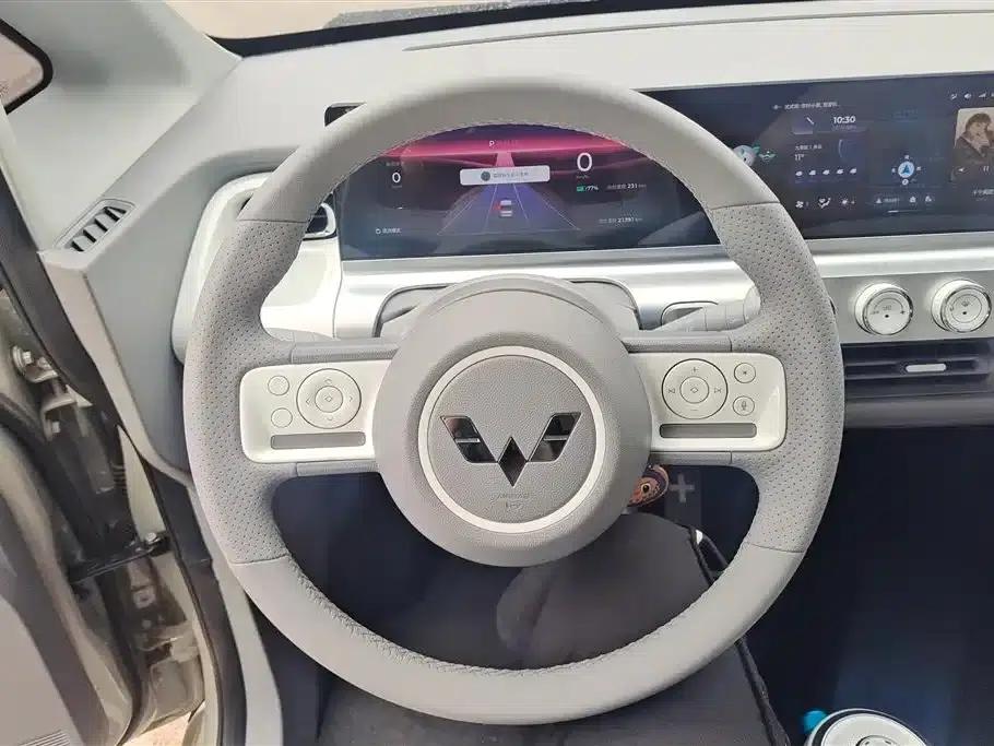 Wuling Air ev Clear Sky 2023 Model, Four-Seat Standard Edition — миниатюра 15