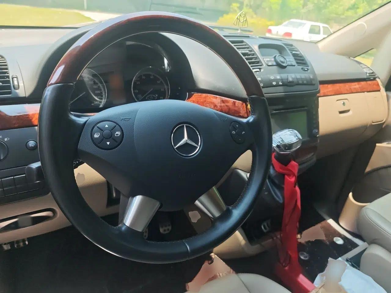 Mercedes-Benz Viano 2015 3.0L Partner Edition — миниатюра 11