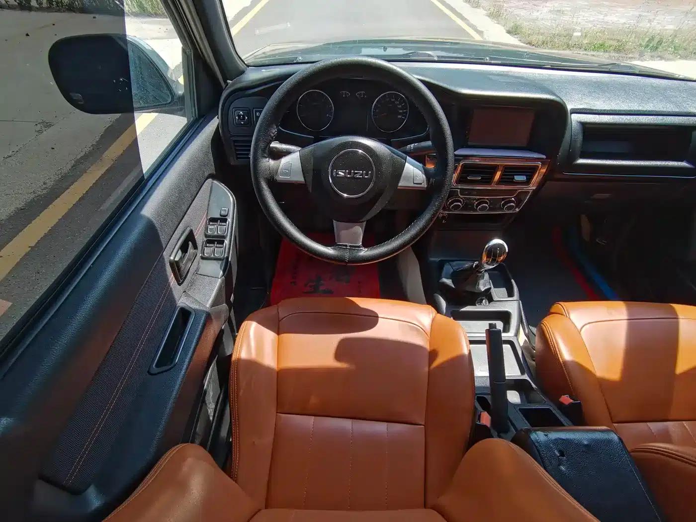 2015 Isuzu Pickup Truck 2.8T 2WD 4JB1CT — миниатюра 22