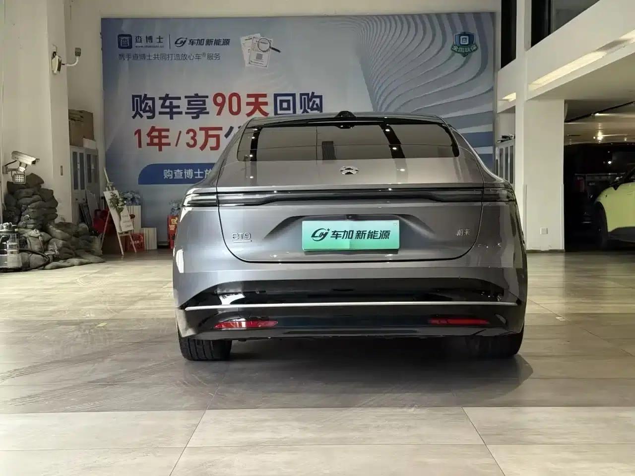NIO ET9 2025 102kWh Signature Edition — миниатюра 8