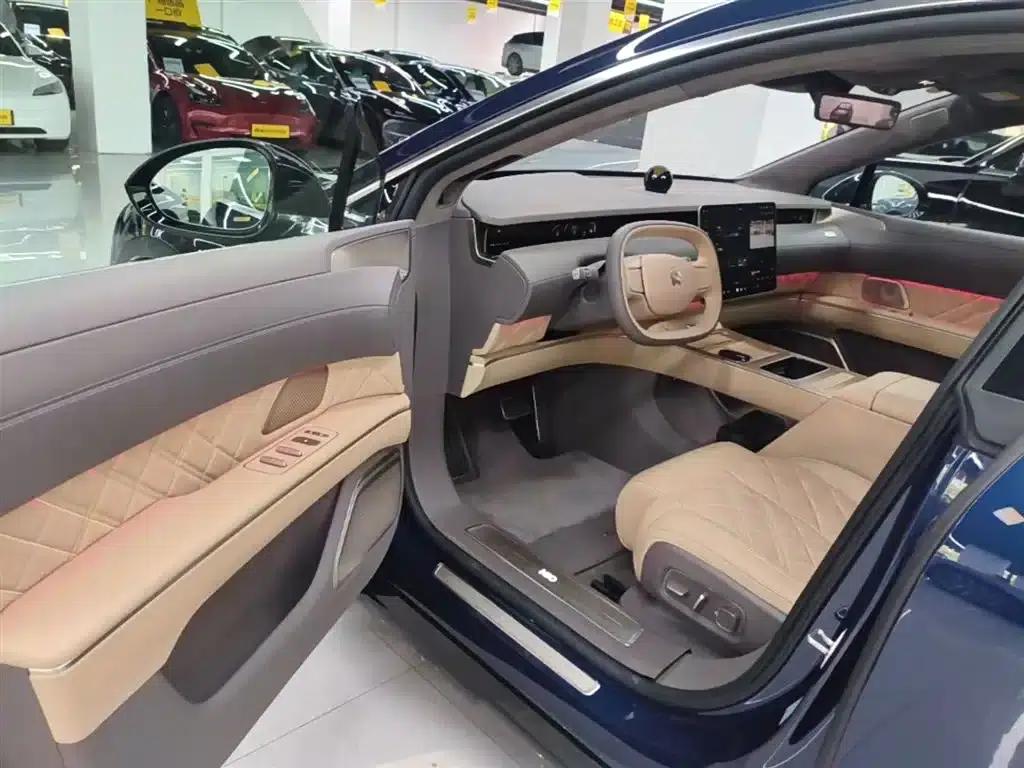 NIO ET9 2025 Model 102kWh First Edition Limited Edition — миниатюра 16
