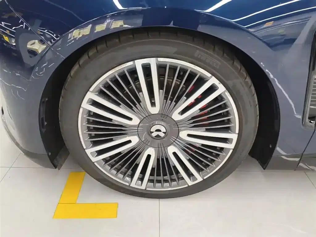 NIO ET9 2025 Model 102kWh First Edition Limited Edition — миниатюра 23