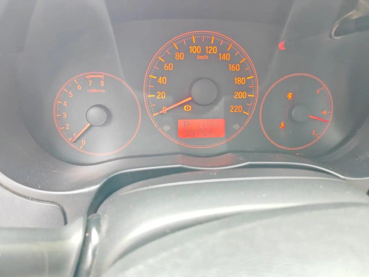 Honda Greiz 2016 1.5L CVT Classic Edition — миниатюра 13