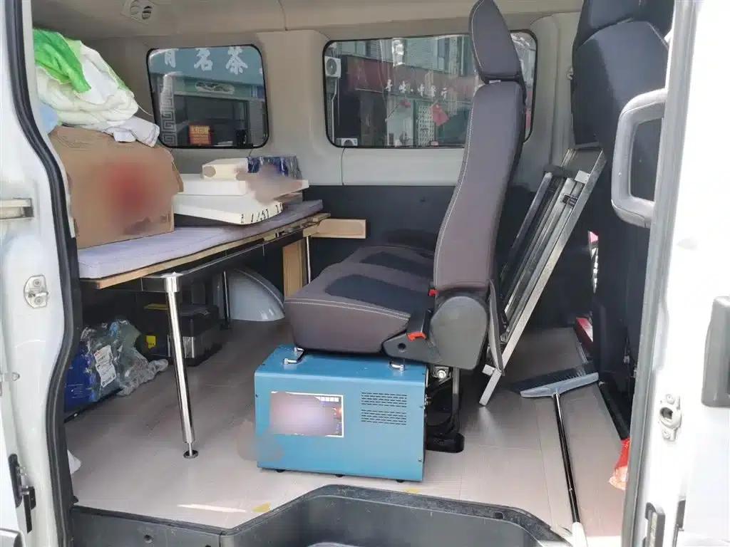 Iveco Daily 2021 3.0T Automatic Super Short Wheelbase Low Roof Side Sliding Door F1C — миниатюра 15