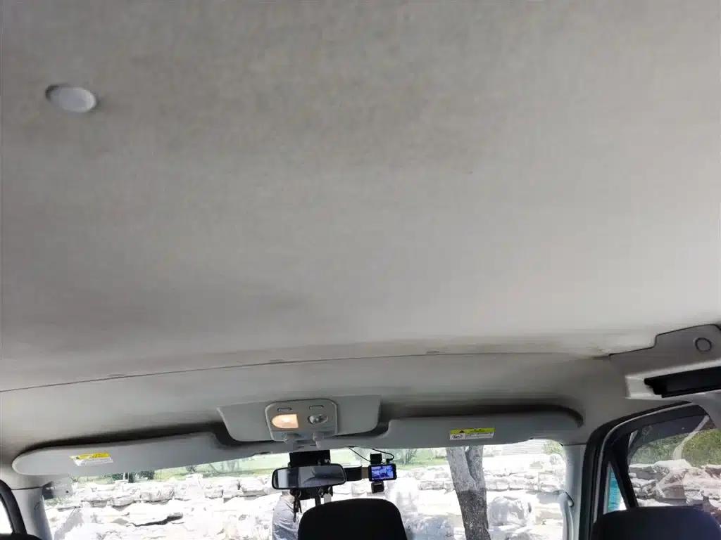 Iveco Daily 2021 3.0T Automatic Super Short Wheelbase Low Roof Side Sliding Door F1C — миниатюра 9