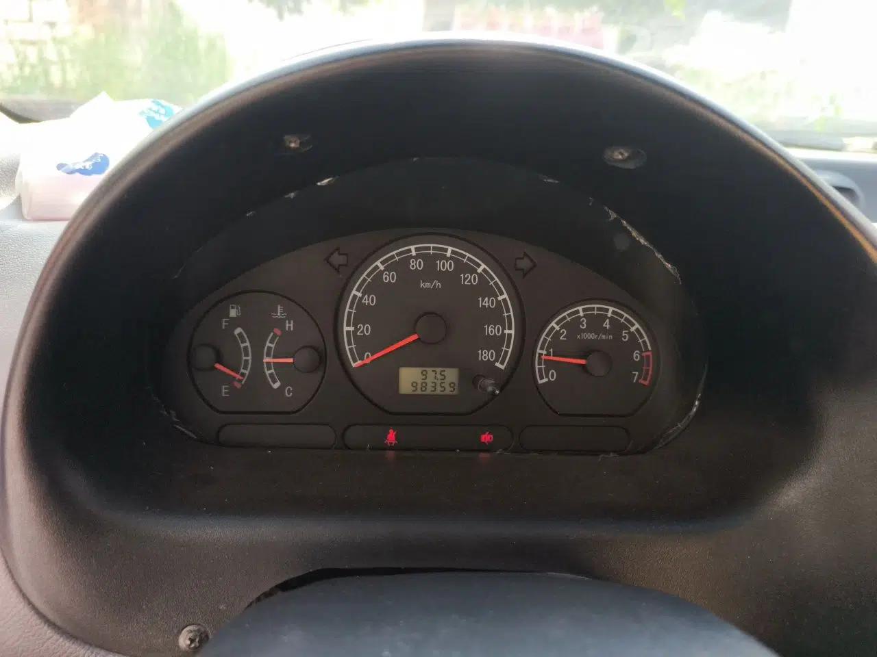 Baojun Lechi 2012 1.0L Manual P-TEC Superior Model — миниатюра 12