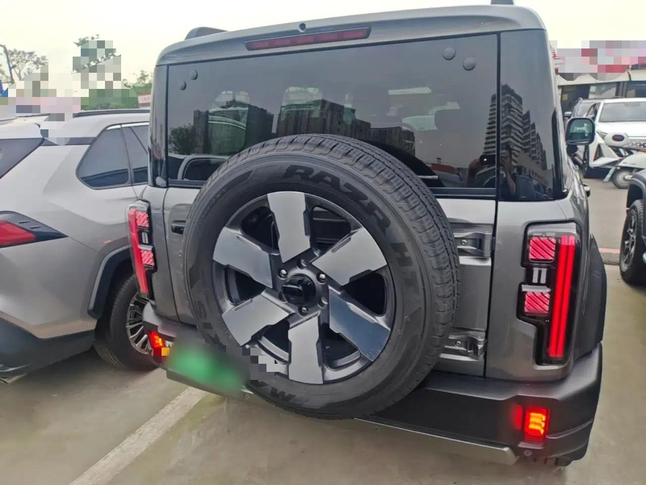 BAIC Off-Road BJ40 Electric Drive 2025 Advanced Edition — миниатюра 3