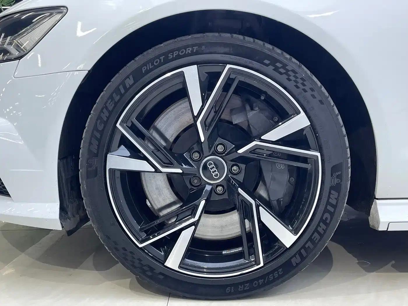 2016 Audi S6 4.0TFSI — миниатюра 15