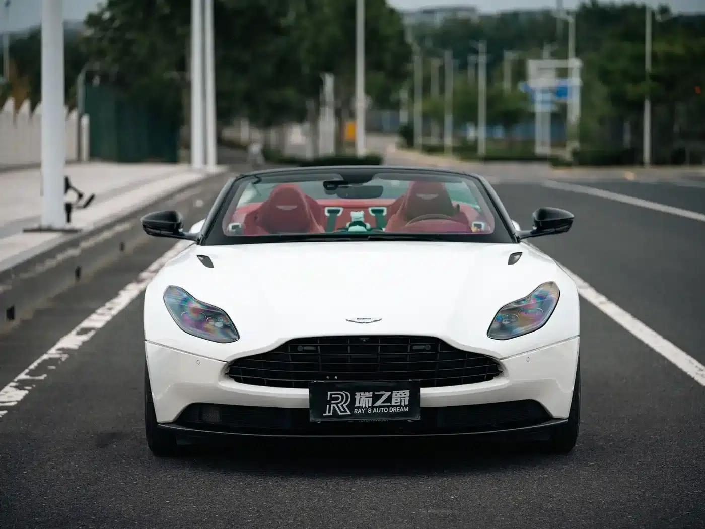 Aston Martin DB11 2019 4.0T V8 Volante — миниатюра 2