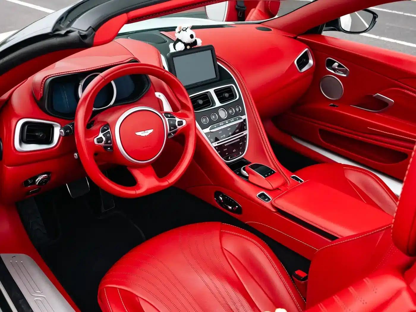 Aston Martin DB11 2019 4.0T V8 Volante — миниатюра 21