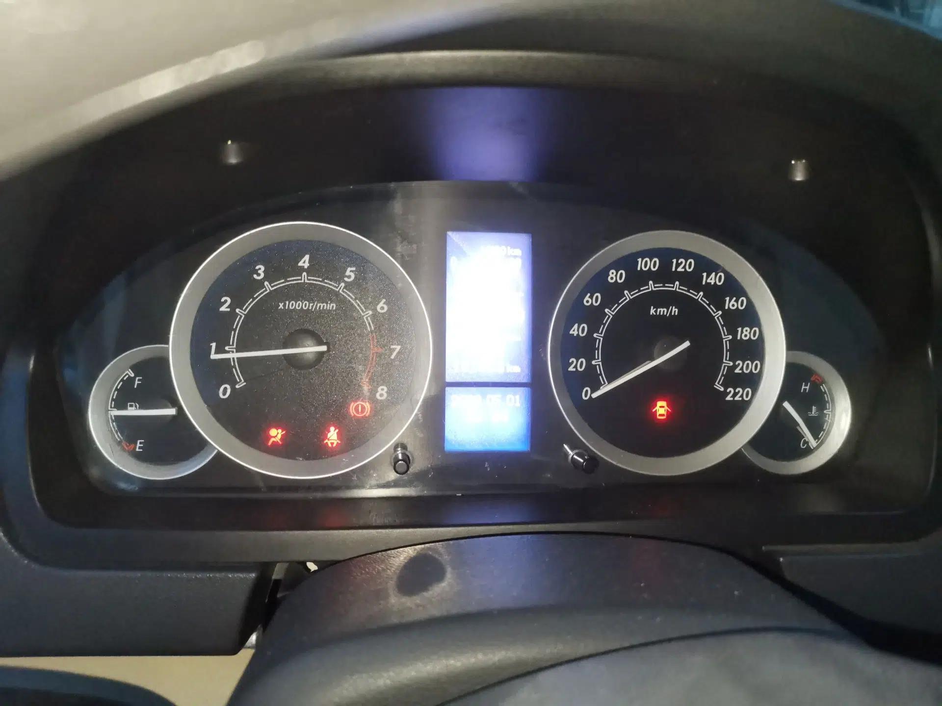 BAIC E Series 2013 Sedan 1.3L Manual Lotte Edition — миниатюра 12