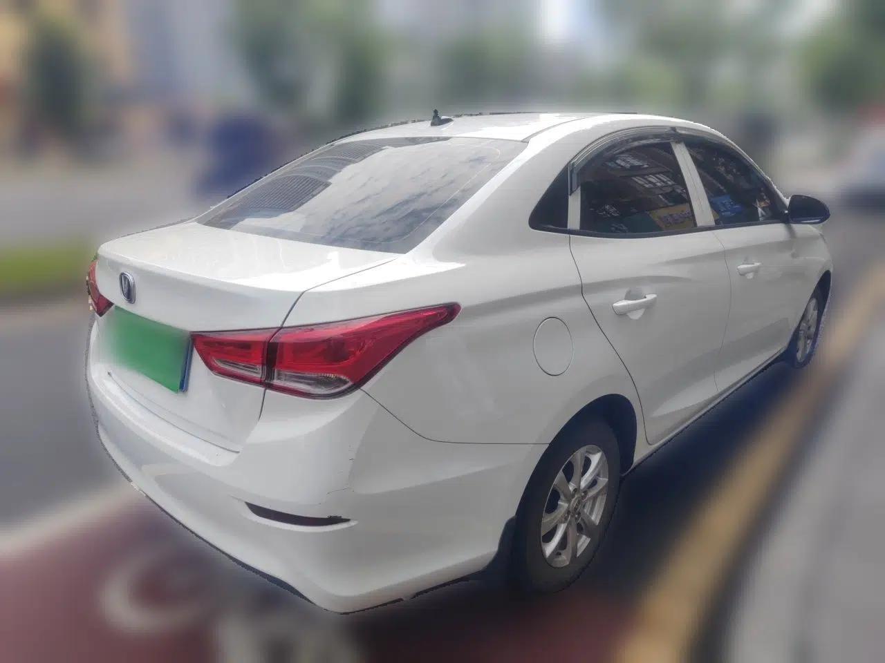 CHANGAN Alsvin 2019 1.5L DCT Comfort Model China VI Standard — миниатюра 6