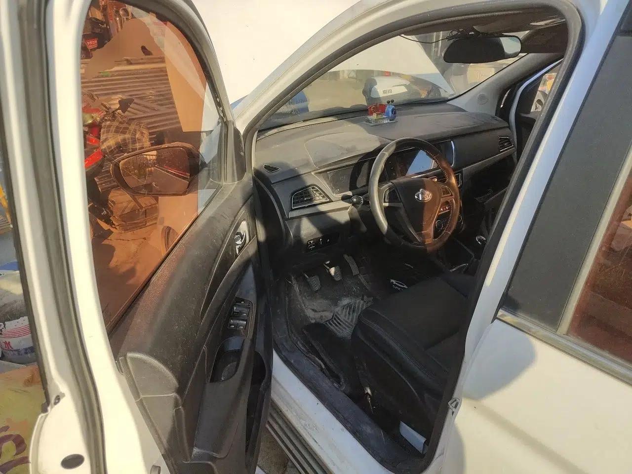 CHANGAN KAICHENG Oushang A600 2016 1.5L Manual Luxury 7-Seater — миниатюра 17