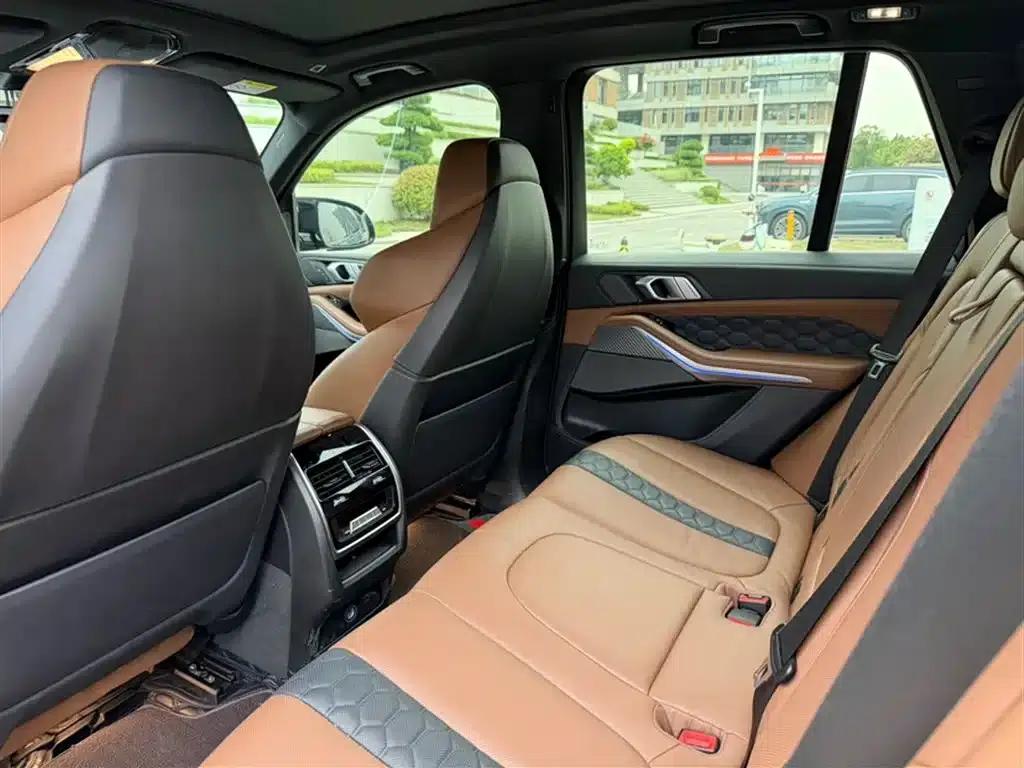 2020 BMW X5 M — миниатюра 13