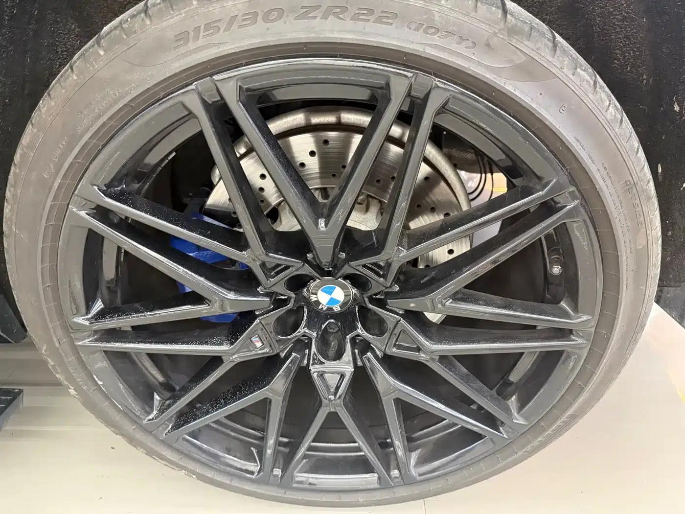 2023 BMW X6 M Competition — миниатюра 15