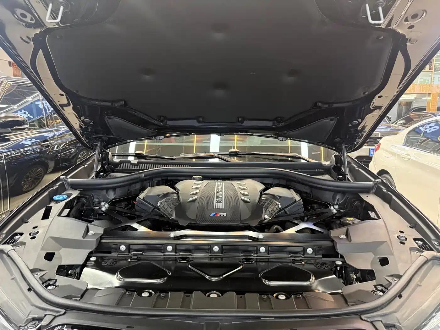 2022 BMW X6 M — миниатюра 15