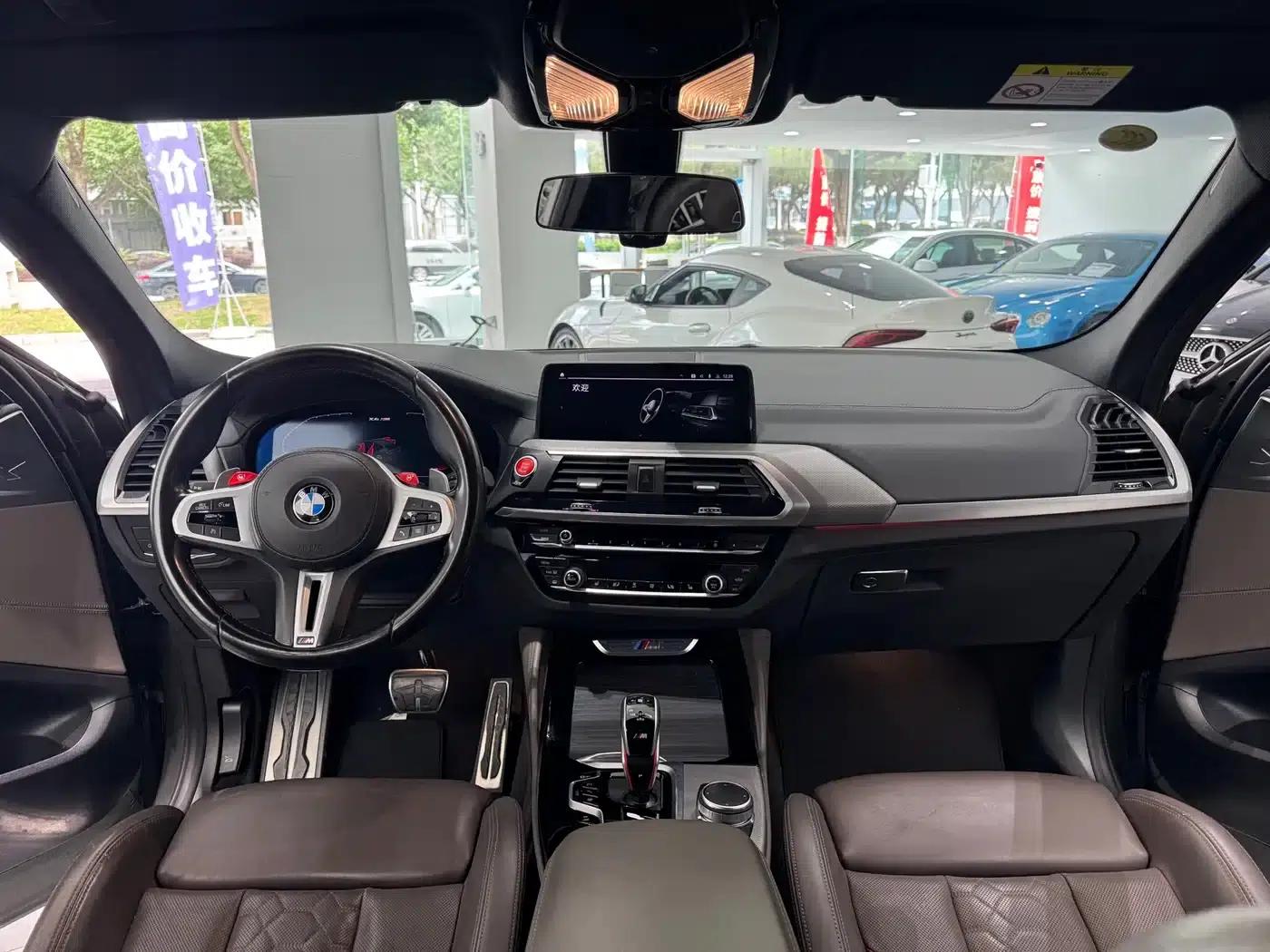 2021 BMW X4 M — миниатюра 15