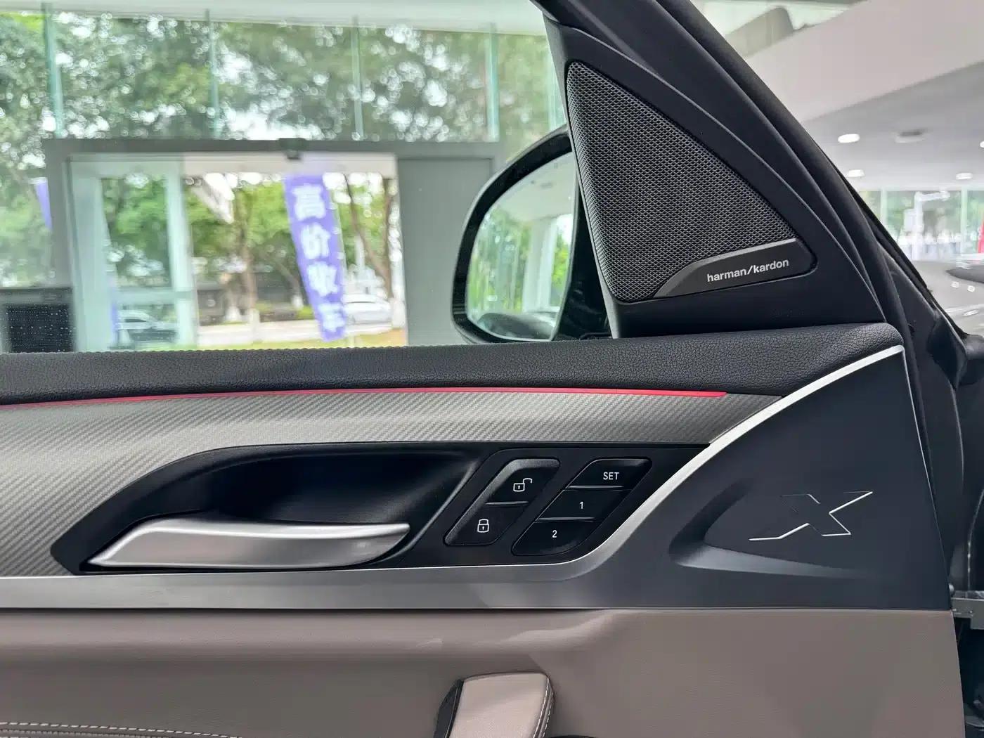 2021 BMW X4 M — миниатюра 9