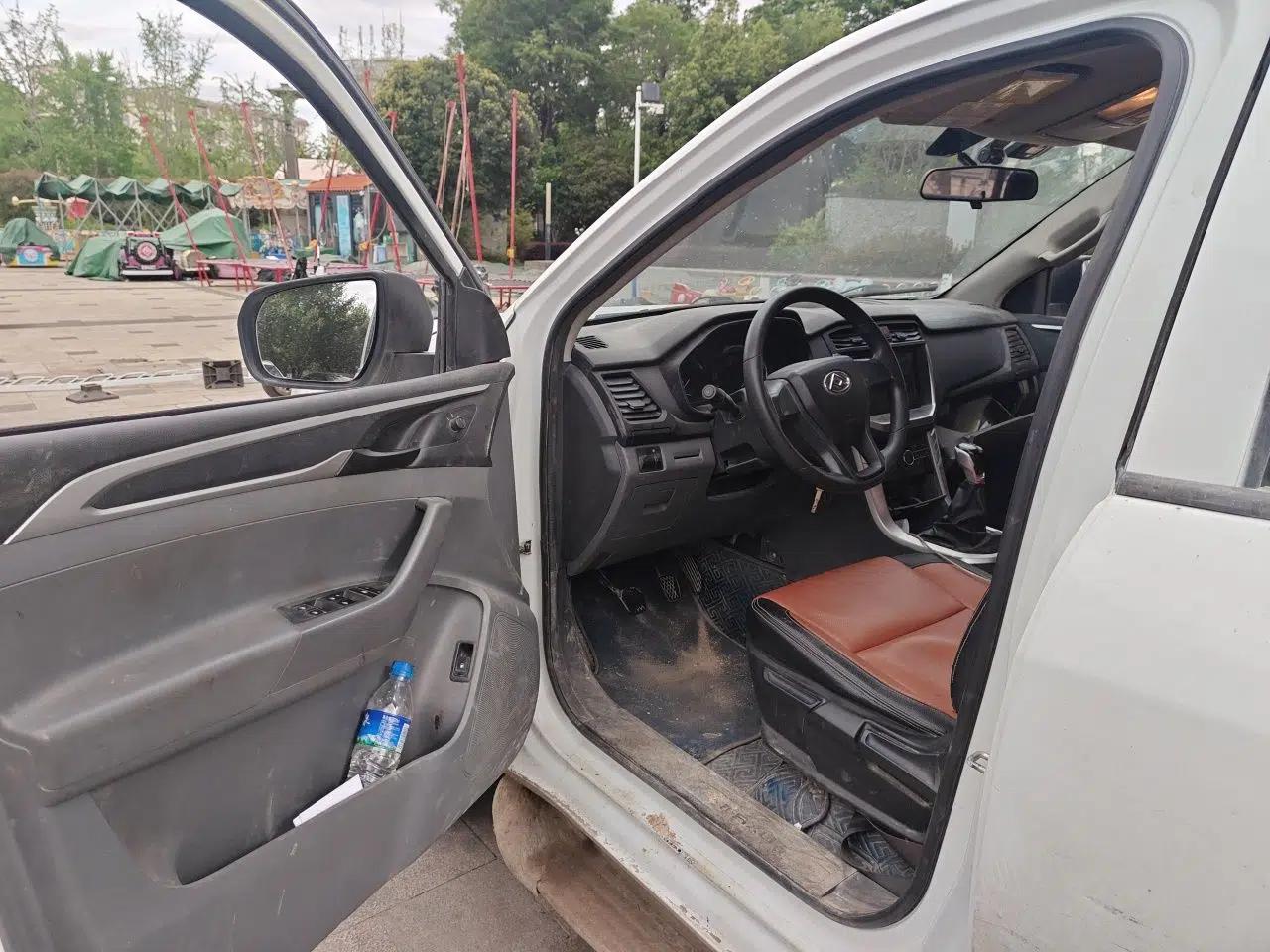 SAIC MAXUS T60 2020 2.0T Diesel Manual 4x4 High-Ride Pioneer Edition Long Wheelbase China VI Standard — миниатюра 17