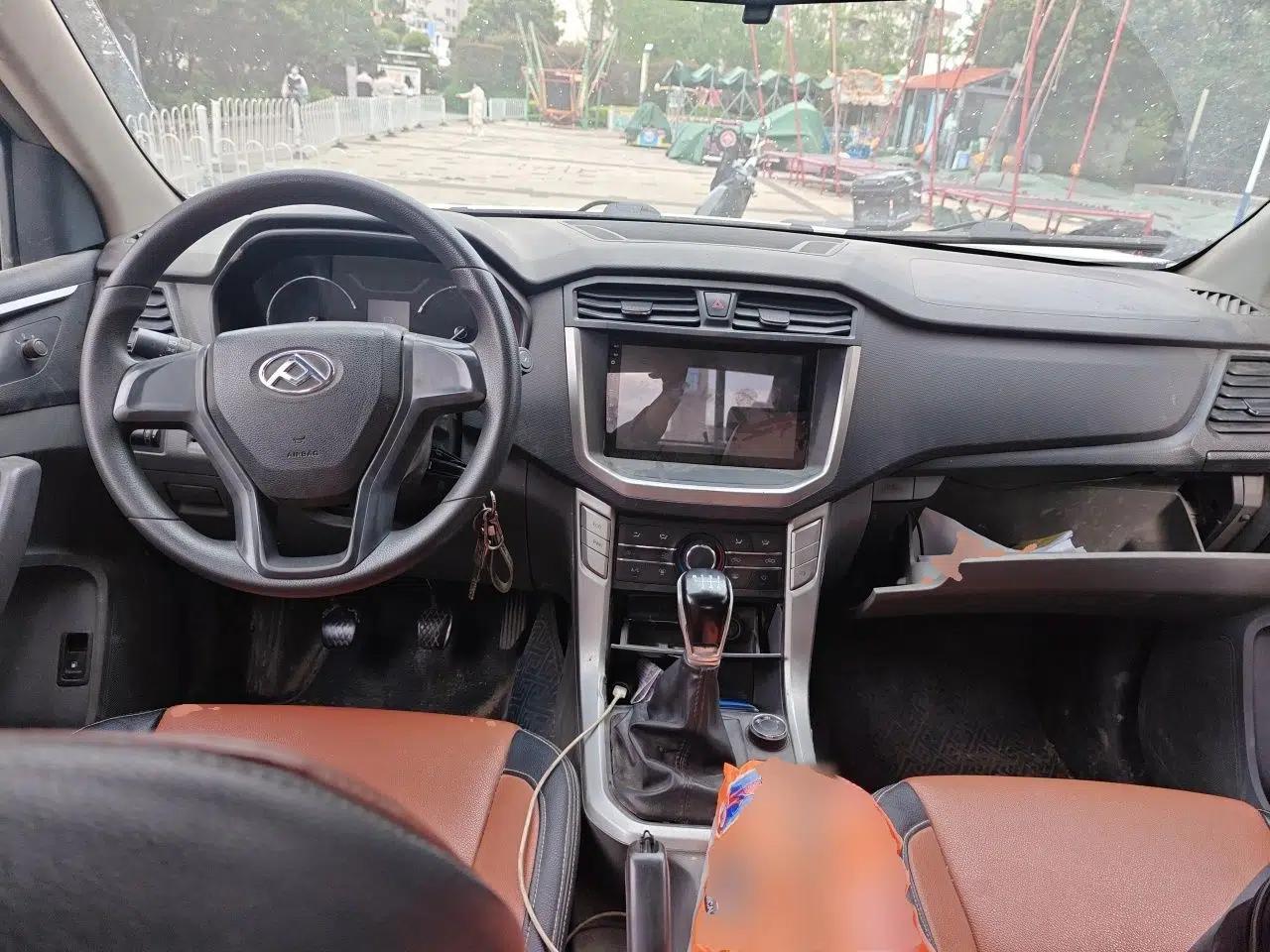 SAIC MAXUS T60 2020 2.0T Diesel Manual 4x4 High-Ride Pioneer Edition Long Wheelbase China VI Standard — миниатюра 10