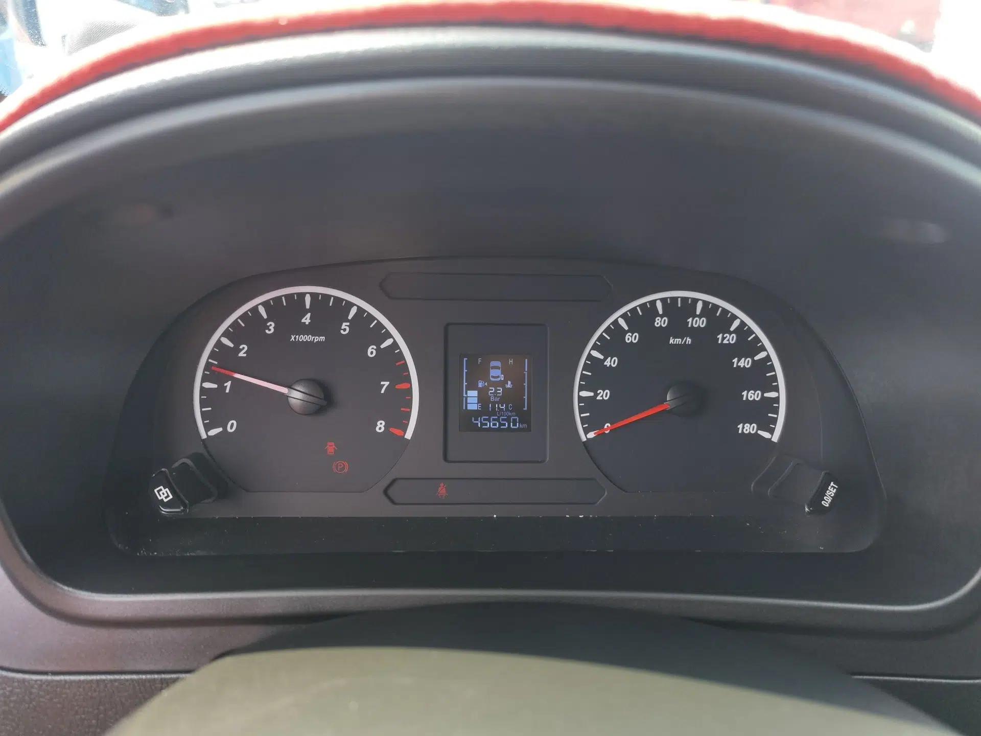 FORTHING Lingzhi PLUS 2021 2.0L Manual Luxury 9-Seater — миниатюра 12